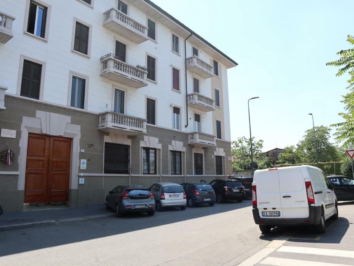 Paki Home nel cuore dei navigli di Milano Esterno foto